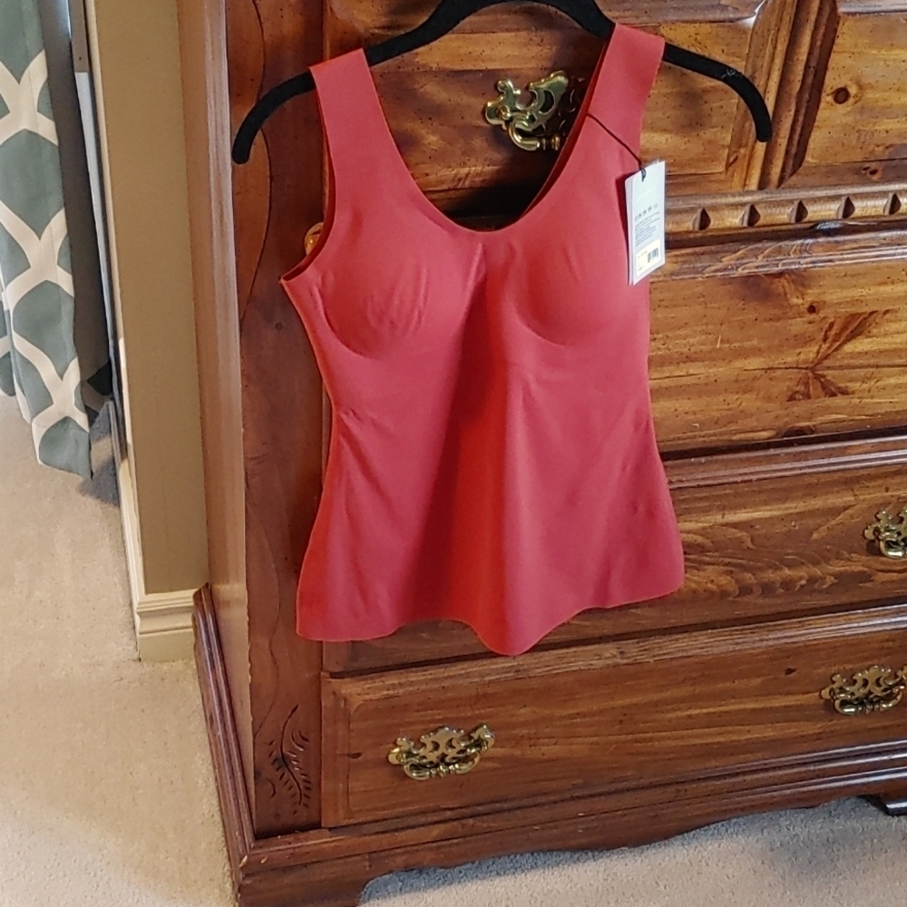 NWT KNIX EVOLUTION TANK SMALL CINNAMON/RUST COLOUR